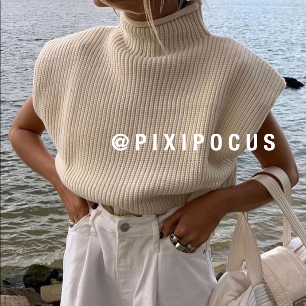 ZARA SHOULDER PAD KNIT TOP ECRU LARGE